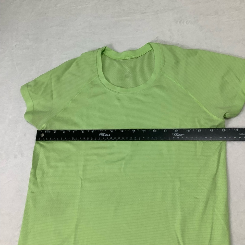 Lululemon Run: Swiftly Tech Short Sleeve Sz 10 Zippy Green - Picture 5 of 7